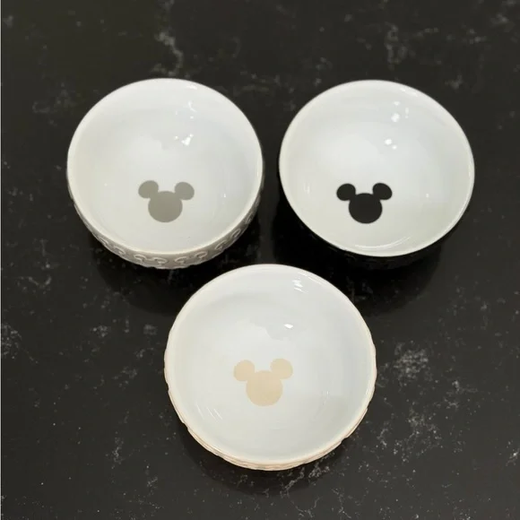Disney Homestead Small Bowls set of 3 - Picture 2 of 4